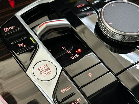 Used 2026 BMW X5 sDrive40i image 25