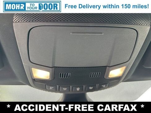 Used 2021 Ford Edge ST image 22