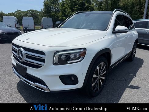 Certified 2022 Mercedes-Benz GLB 250 4MATIC image 4