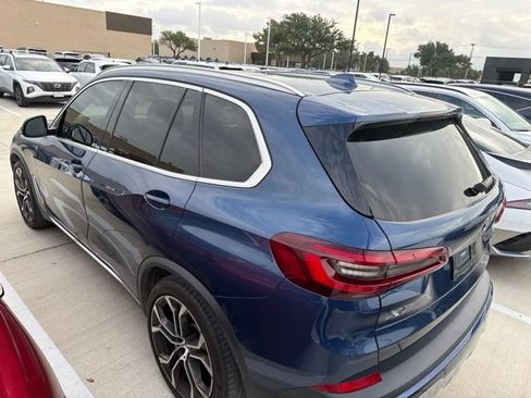 Used 2021 BMW X5 sDrive40i w/ Premium Package RWD image 2