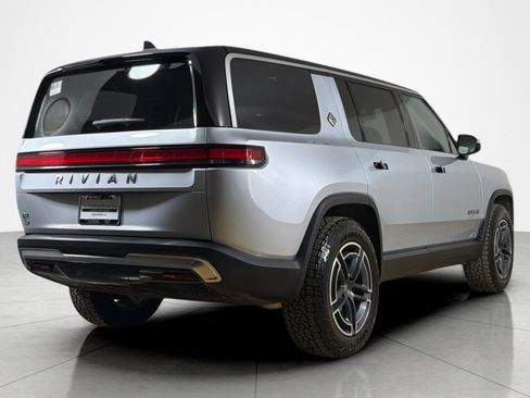 Used 2026 Rivian R1S Adventure Dual AWD/4WD image 5