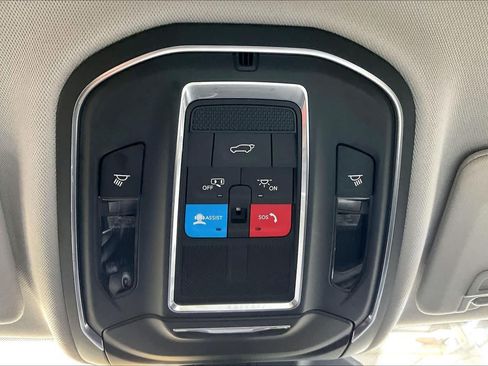 Used 2022 Jeep Grand Cherokee Limited RWD image 33