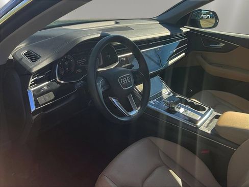Used 2023 Audi Q8 Premium Plus w/ Premium Plus Package AWD/4WD image 16