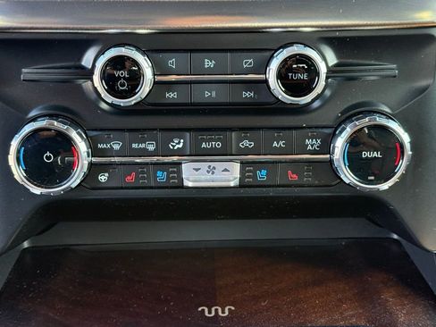 Used 2024 Ford F150 King Ranch image 40