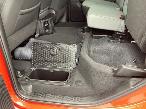 Used 2024 RAM 2500 Big Horn w/ Bed Utility Group image 25