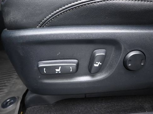 Used 2019 Toyota 4Runner SR5 Premium AWD/4WD image 10