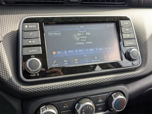 New 2025 Nissan Kicks Play S image 14