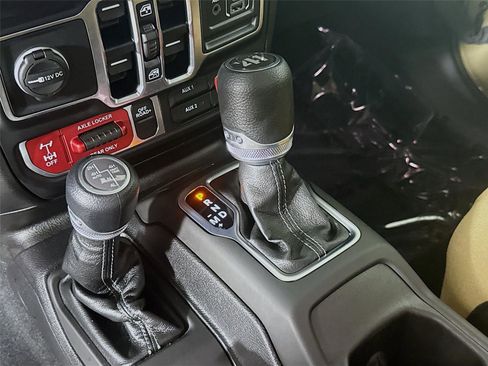 Used 2025 Jeep Wrangler Unlimited Sport S 4xe AWD/4WD image 14