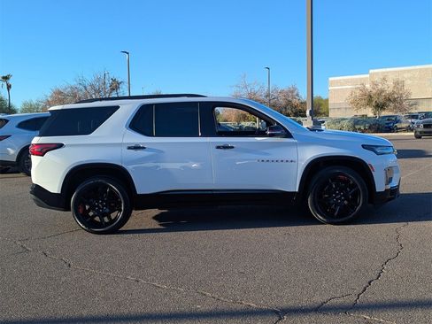 Used 2022 Chevrolet Traverse Premier w/ Redline Edition image 7