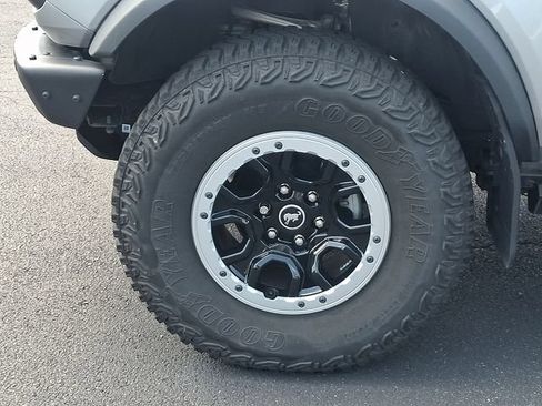 Certified 2022 Ford Bronco Badlands AWD/4WD image 33