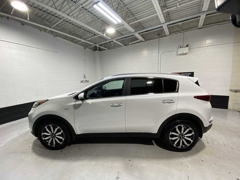 Used 2019 Kia Sportage EX image 3