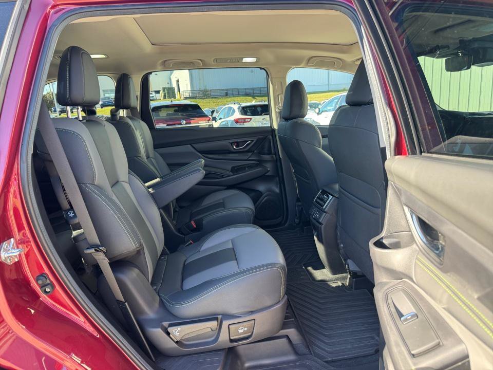 Used 2024 Subaru Ascent Onyx Edition w/ Popular Package Onyx AWD/4WD image 33