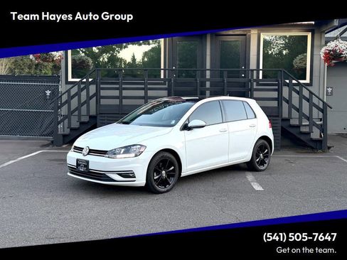 Used 2018 Volkswagen Golf SE FWD image 1