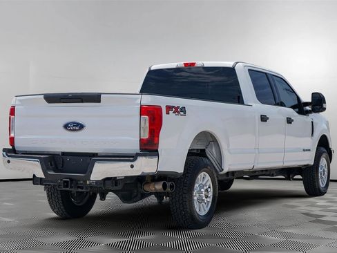 Used 2019 Ford F350 XLT w/ XLT Value Package AWD/4WD image 5