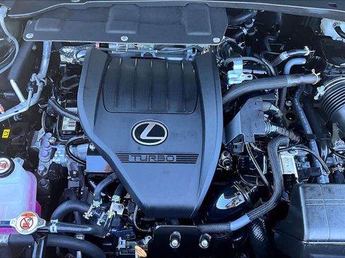 Used 2025 Lexus TX 500h AWD w/ Technology Package image 32