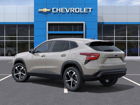 New 2026 Chevrolet Trax RS w/ Driver Confidence Package FWD image 3