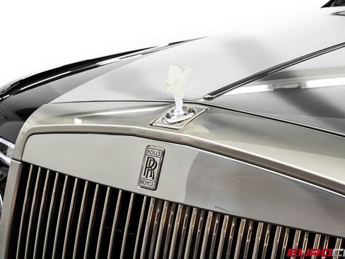 Used 2010 Rolls-Royce Phantom Coupe image 10