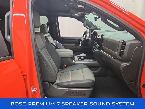 Certified 2025 Chevrolet Silverado 2500 ZR2 w/ Technology Package AWD/4WD image 12