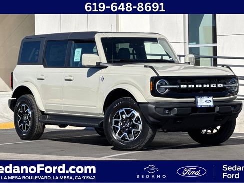 New 2025 Ford Bronco Outer Banks image 1