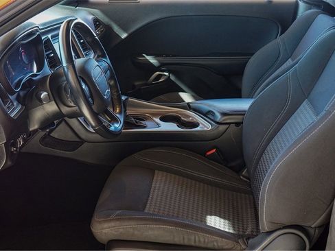 Used 2022 Dodge Challenger SXT w/ Blacktop Package image 10