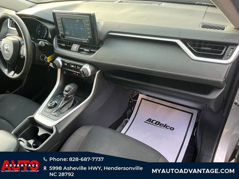 Used 2020 Toyota RAV4 LE image 26