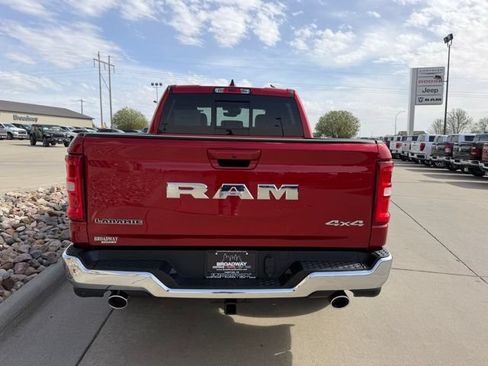 New 2026 RAM 1500 Laramie AWD/4WD image 7
