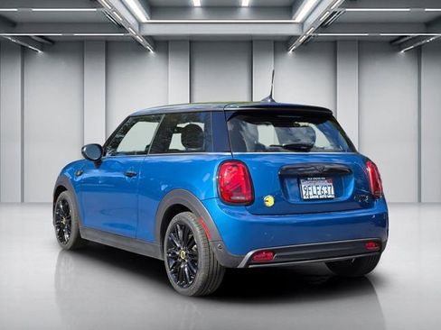 Used 2023 MINI Cooper SE FWD image 6