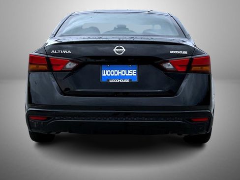 Used 2022 Nissan Altima 2.5 S FWD image 6