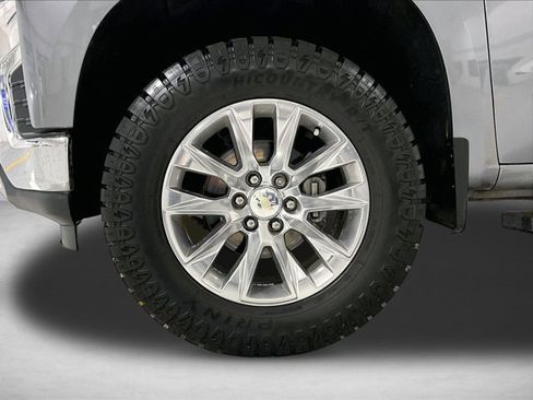 Used 2022 Chevrolet Silverado 1500 LTZ w/ LTZ Premium Package AWD/4WD image 10