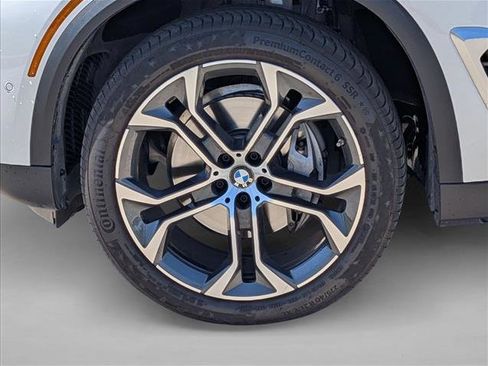 Certified 2026 BMW X5 sDrive40i w/ Parking Assistance Package RWD image 10