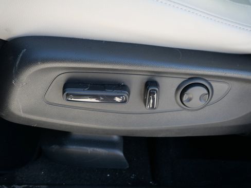 Used 2025 Honda CR-V EX-L image 23