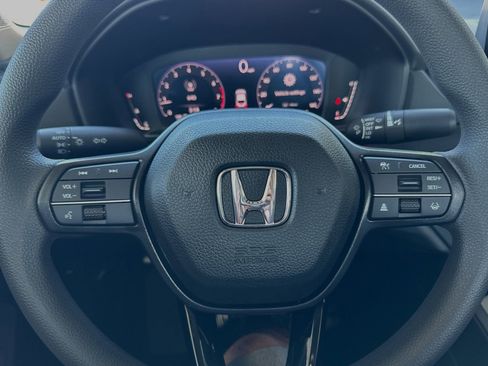 Used 2025 Honda Accord SE image 25