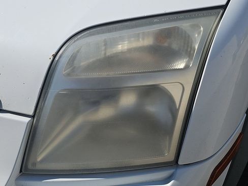 Used 2010 Ford Transit Connect XLT FWD image 29