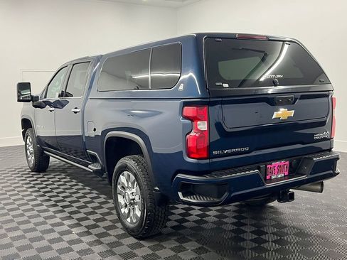 Used 2022 Chevrolet Silverado 2500 High Country w/ Z71 Off-Road Package AWD/4WD image 3