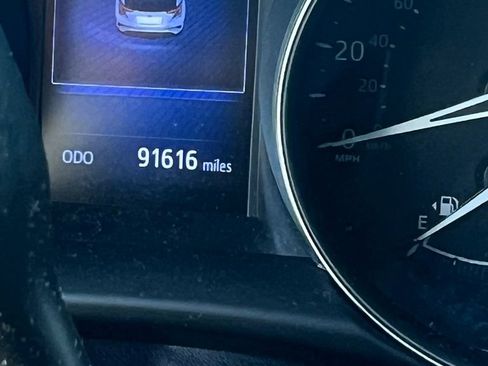 Used 2018 Toyota C-HR XLE FWD image 35