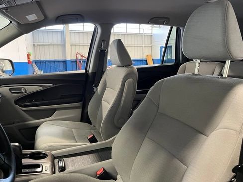 Used 2017 Honda Pilot EX image 23