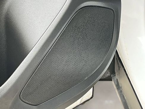 Used 2024 Chevrolet TrailBlazer LT w/ Driver Confidence Package FWD image 19