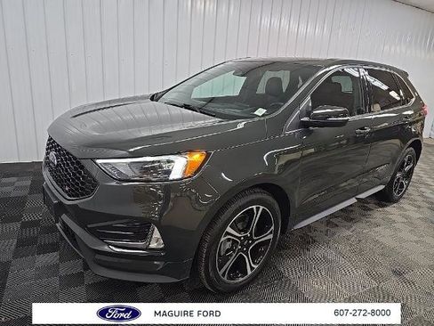 Certified 2023 Ford Edge ST w/ Cargo Accessory Package image 10