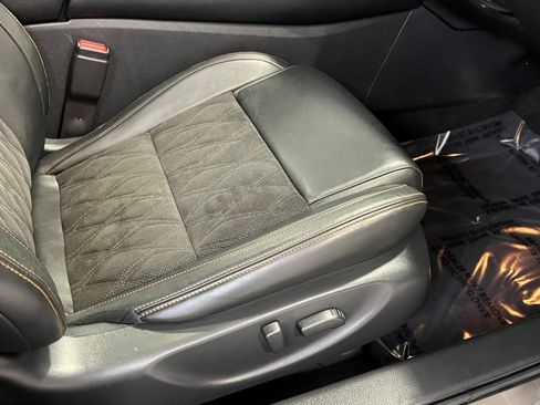 Used 2020 Nissan Maxima SR w/ Sport Mat Group image 13