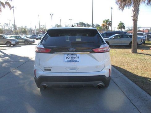 Used 2020 Ford Edge SEL w/ Convenience Package image 4