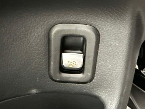 Certified 2022 Mercedes-Benz GLC 300 4MATIC image 18