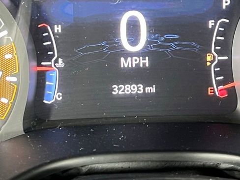 Used 2023 Jeep Compass Altitude image 32