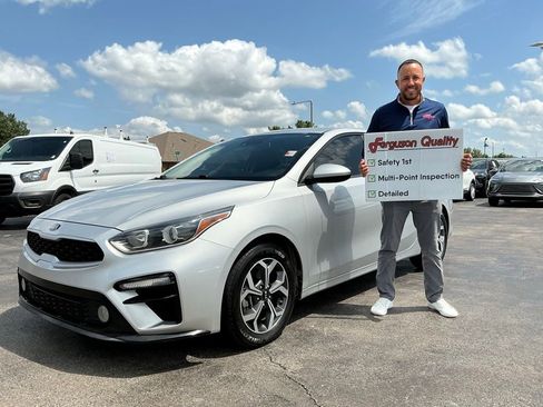 Used 2019 Kia Forte LXS FWD image 1