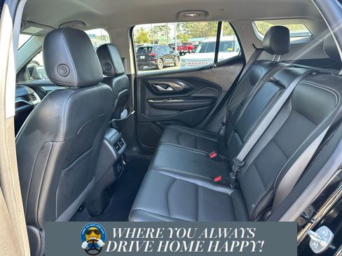 Used 2023 GMC Terrain SLT w/ Infotainment Package II AWD/4WD image 22
