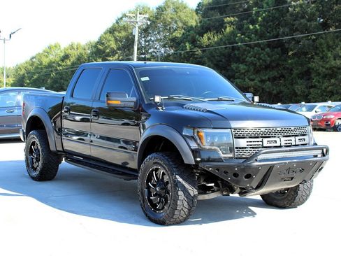 Used 2014 Ford F150 Raptor w/ Equipment Group 801A Luxury image 9