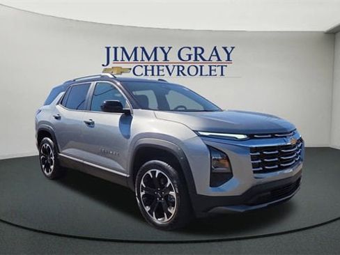 New 2026 Chevrolet Equinox LT w/ Convenience Package II image 1