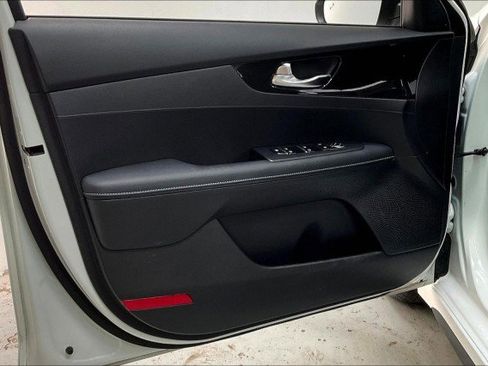 Used 2022 Kia Forte GT-Line w/ GT-Line Technology Package image 22