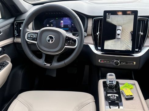 New 2026 Volvo XC90 T8 Plus image 12