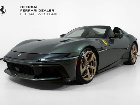 Used 2026 Ferrari 12Cilindri Spider RWD image 1