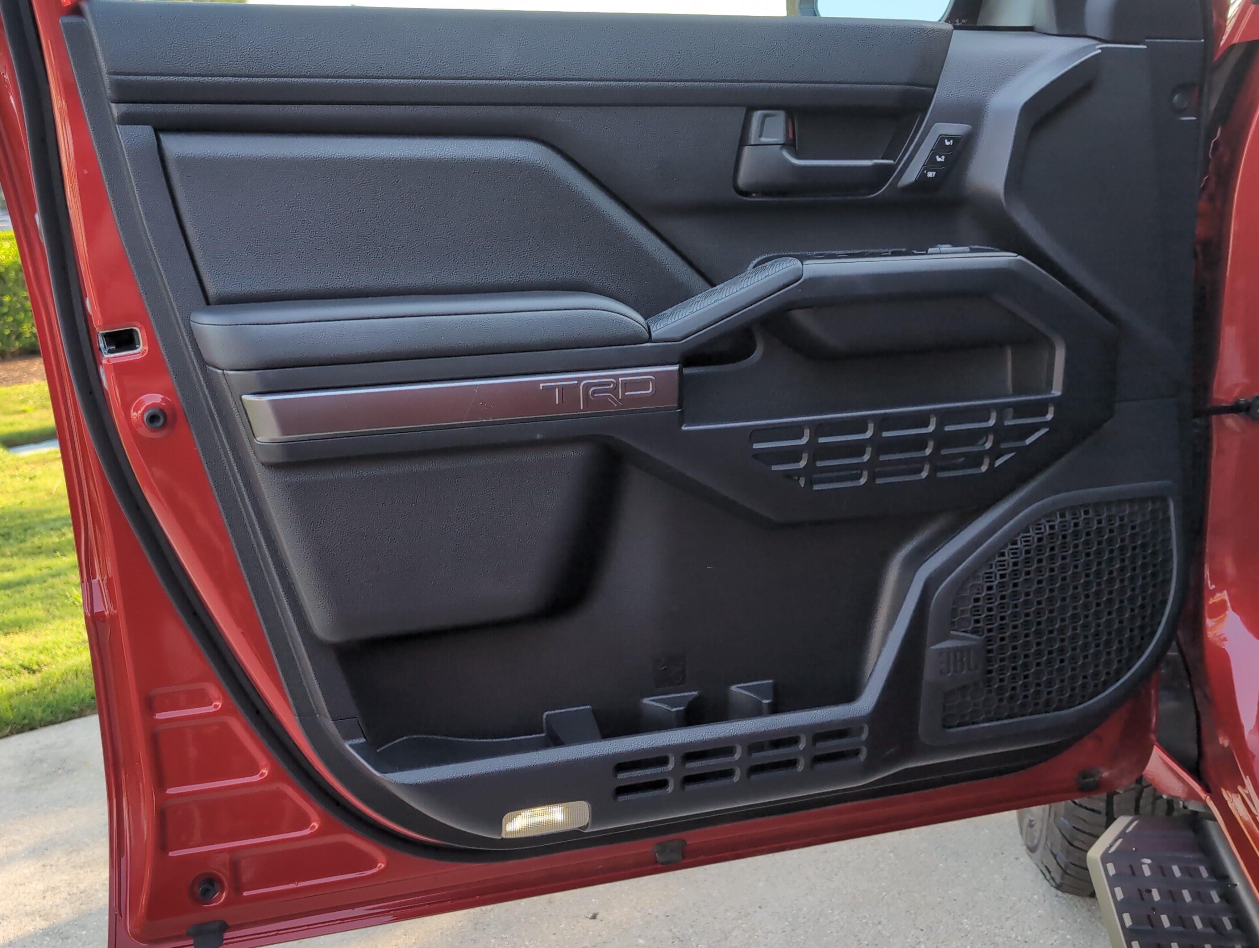 Certified 2026 Toyota 4Runner TRD Off-Road Premium AWD/4WD image 14